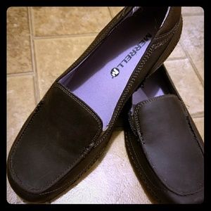 New ladies Merrell comfortable dress shoes